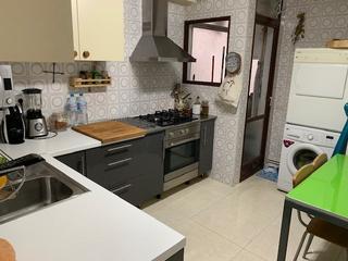 Flat in Veïnat. Piso alquilado en venta