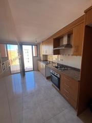 Appartement à Mas Masó - Hospital. Magnífic pis  pàrquing a salt