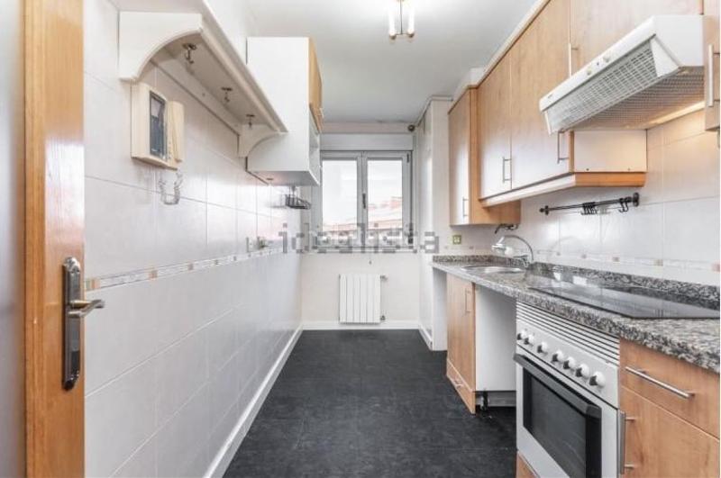 Foto d6879599-ccca-4628-9285-075ec706c680. Piso en de cantos 4 piso en rentabilidad en Jardín de Cantos - El Nodo Avilés