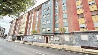 Rez-de-chaussée  Pelayo 5. Piso versalles