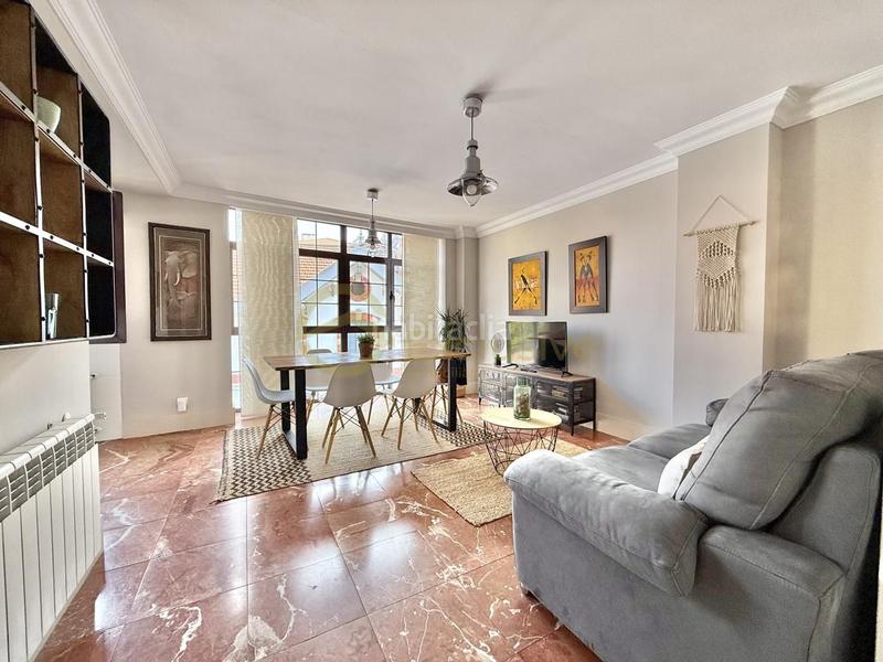 Foto 534e6262-9c9f-4b50-a101-cba22692ae8e. Casa a del carmen 104 a Villalegre - La Luz Avilés