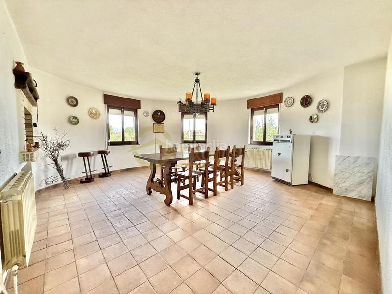 Foto 017ea0b8-1767-483f-8566-ea701977ce6b. Casa con riscaldamento parcheggio in Bocines-Nembro-Cardo Gozón