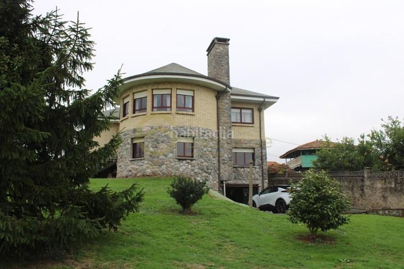 Foto 1c53d2c0-d842-4d24-a209-3e63e9e4c5b3. Casa con riscaldamento parcheggio in Bocines-Nembro-Cardo Gozón