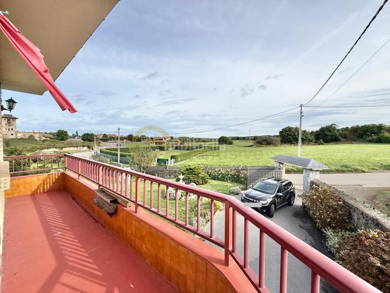 Foto 722ae441-f982-4241-bad3-bbdbe069d4ec. Casa con riscaldamento parcheggio in Bocines-Nembro-Cardo Gozón