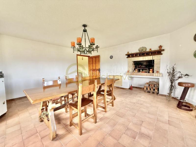 Foto 748323e1-3837-455a-b2cd-e84c216d274e. Casa con riscaldamento parcheggio in Bocines-Nembro-Cardo Gozón