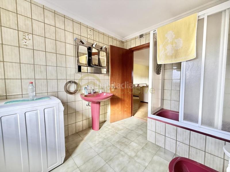 Foto 80112e55-bf1e-402c-883d-1d51a856333d. Casa con riscaldamento parcheggio in Bocines-Nembro-Cardo Gozón