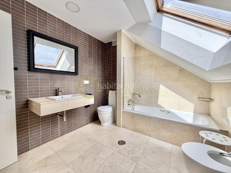 Foto 18ae79a5-3649-4c6e-8f47-a0ae538c3d81. Casa amb calefacció a Villalegre - La Luz Avilés