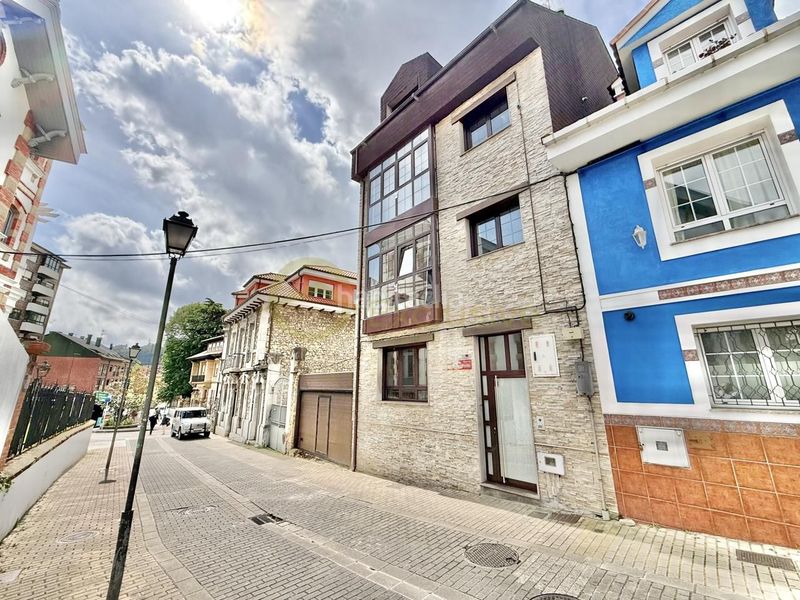 Foto 85204c0b-65ae-4f9b-b955-58eefd23664a. Casa amb calefacció a Villalegre - La Luz Avilés