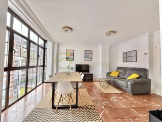 Casa  Del carmen. Edificio con dos dúplex