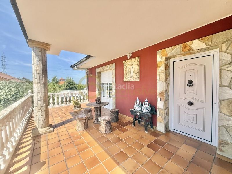 Foto f50b068b-73d1-4726-80c2-9958bd33f339. Casa amb calefacció aparcament piscina a Pillarno Castrillón