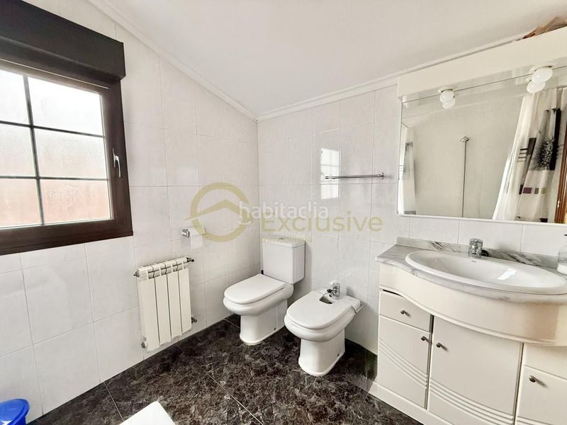 Foto 37a04089-7a89-4545-a9de-128d73dc8101. Casa adossada a rivero 28 a Centro Avilés