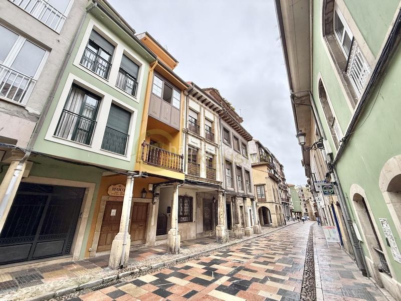 Foto ef522438-9b77-48c8-bf45-45e90419048b. Casa adossada a rivero 28 a Centro Avilés