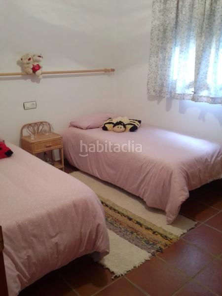 Foto 27d7930d-bf22-4d27-a77b-0bf080d9442e. Xalet amb xemeneia calefacció aparcament piscina a Bérchules