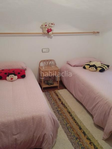 Foto 6b5e5fe5-cfed-4e22-8432-a0992989fa66. Xalet amb xemeneia calefacció aparcament piscina a Bérchules