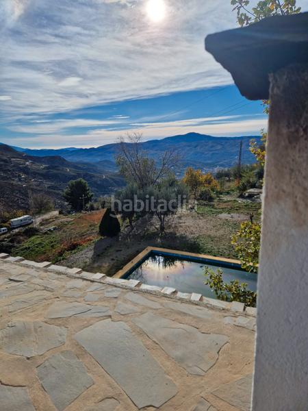 Foto 6e0bd659-e77b-4d4c-b211-9749e0fcd39f. Xalet amb xemeneia calefacció aparcament piscina a Bérchules