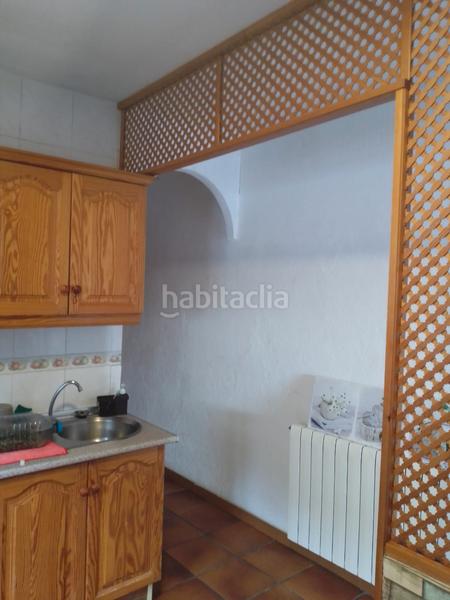 Foto 9fda514e-6f15-41e2-9536-d47e6af7e262. Xalet amb xemeneia calefacció aparcament piscina a Bérchules