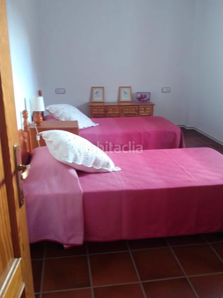 Foto ce9274e7-26be-474a-ab2b-002fbc26ac8c. Xalet amb xemeneia calefacció aparcament piscina a Bérchules