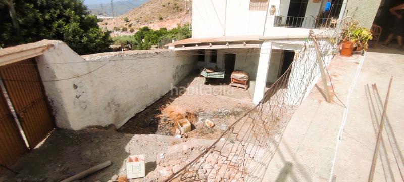 Foto 29031ef8-9826-4037-ac12-7ae7ea0569c2. Haus mit kamin in Berja