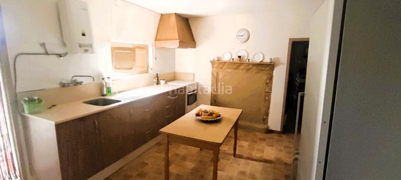 Foto aa656ccf-e1ed-4f18-b9fd-43d38ac9043d. Haus mit kamin in Berja