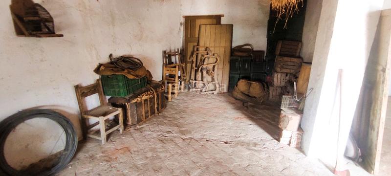 Foto ac34ae92-22fb-42ba-b04e-d26d12e8e00b. Haus mit kamin in Berja