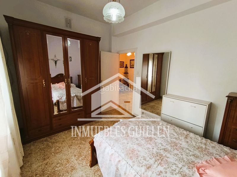 Foto d10fbe62-9a78-4fcb-a60c-3242a51c3600. Casa amb xemeneia aparcament a Berja