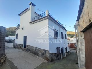 Casa a Turón. Casa rural en turón