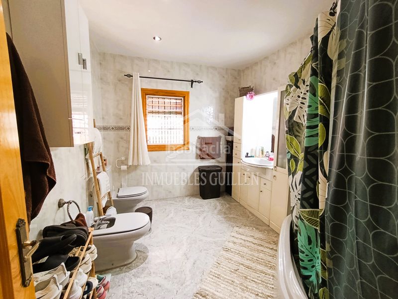Foto 8a04abb3-edb7-4ac4-9788-d5e93286a14e. Casa amb xemeneia aparcament a Berja