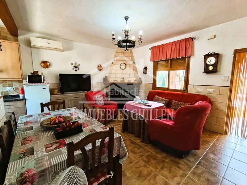 Foto d189d5fd-d645-4942-b68d-c789a812dcb2. Casa amb xemeneia piscina a Berja