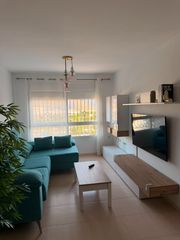 Rent Flat in Berja. Se alquila piso en berja.  temporada septiembre-junio