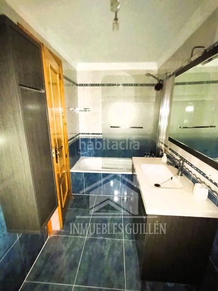 Foto b580c83e-3846-4e83-8729-91423fef9927. Pis amb aparcament a Berja