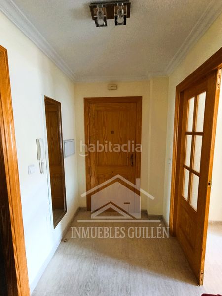 Foto cbe43717-226f-4597-a87c-0ecdf16e03a5. Pis amb aparcament a Berja