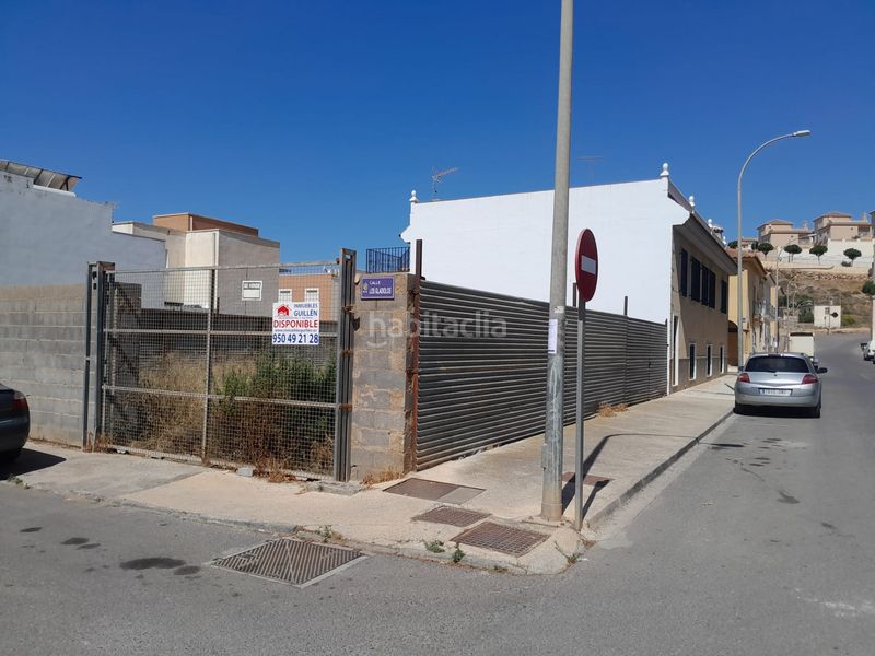Foto b44d3625-f9cd-42d2-b870-6b3358fb3239. Terreny residencial a Berja