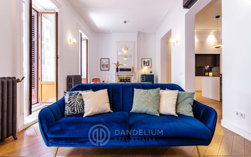 Foto 016fa523-f3ca-4d8c-bf42-6775a4c9c390. Rent flat with fireplace heating in Sol Madrid