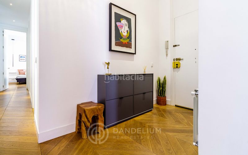 Foto 3006aae5-782e-42e8-b283-79a667db3d88. Rent flat with fireplace heating in Sol Madrid