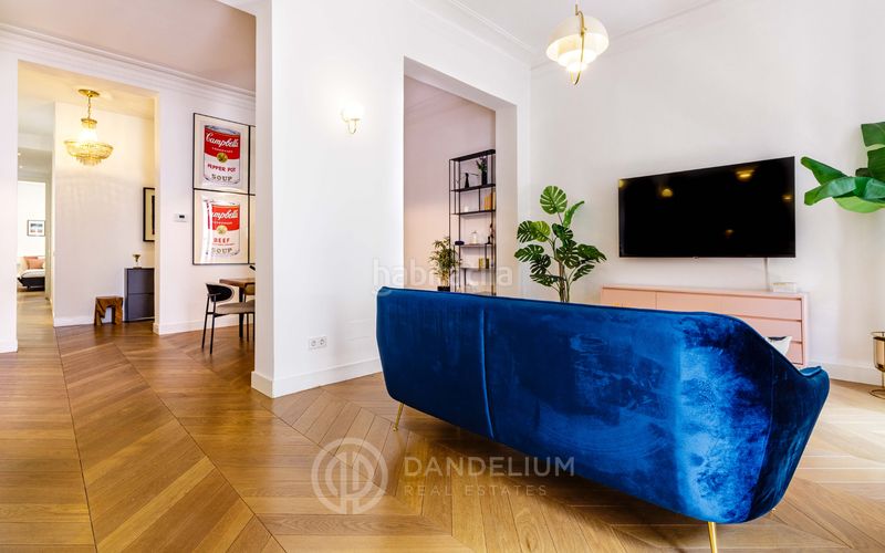Foto f44e6cb2-6745-449d-8660-d8427dc8346a. Rent flat with fireplace heating in Sol Madrid