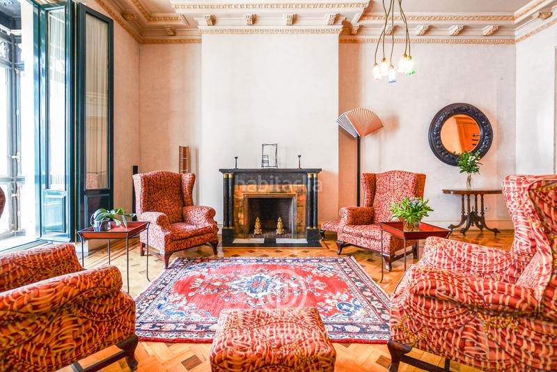 Foto 3107e844-a647-4356-ae4d-1ba8f49977b1. Alquiler piso casa palaciega de marquesado del xix en Madrid