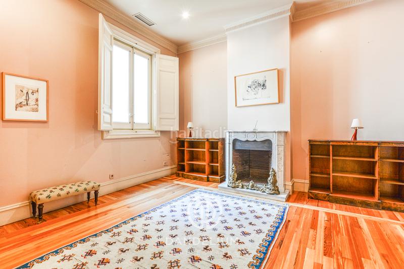 Foto da5ae643-5d86-4b24-836f-9dc477418acf. Alquiler piso casa palaciega de marquesado del xix en Madrid