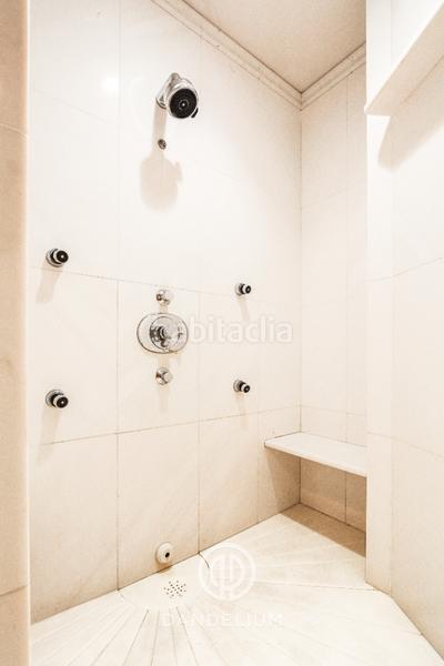 Foto f7a55e98-e366-4697-9a94-864435d15fae. Lloguer pis amb xemeneia calefacció aparcament a Madrid