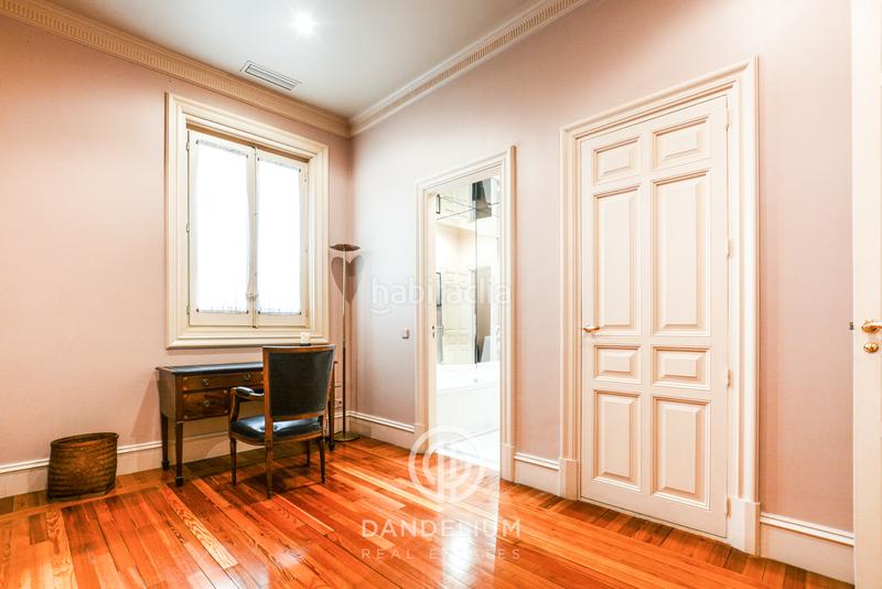 Foto bd77fc7e-f470-422f-91ac-5df752bc672b. Location appartement avec cheminée chauffage parking dans Madrid