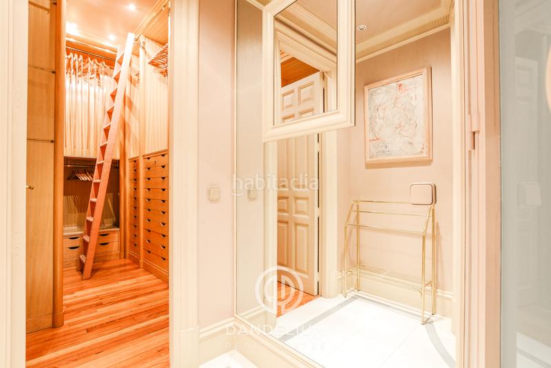 Foto e3a6b028-442d-46c6-a293-9ce2e149dcac. Location appartement avec cheminée chauffage parking dans Madrid