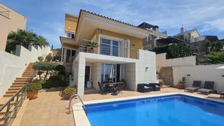 Chalet in Levantina - Montgavina - Quintmar. A 5 minutos del centro de sitges y acceso a  la c32.