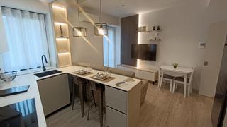 Casa aparellada a Centrevila. Junto a la iglesia y la rambla principal de la ciudad. Casa aparellada a Centrevila. Junto a la iglesia y la rambla principal de la ciudad.