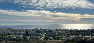 Etagenwohnung in Vallpineda-Santa Bàrbara. Bien comunicado,vistas de una gran belleza y agradables