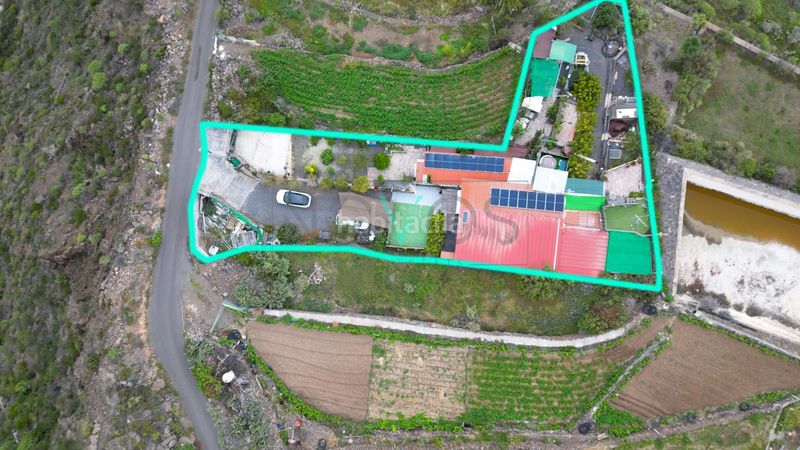 Foto 9768310b-fa15-432c-9e67-709c32d83b31. Masia amb aparcament a Guía de Isora interior Guía de Isora