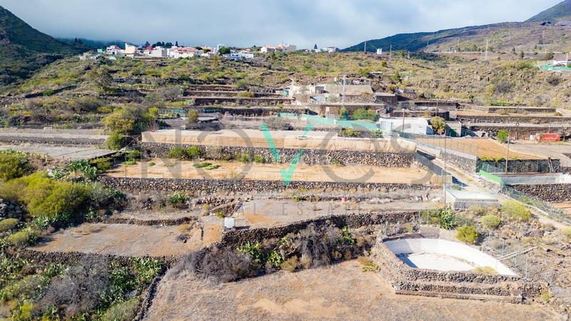 Foto ca7589ad-c10d-4747-87e6-af342d7832f7. Finca rústica a Santiago del Teide pueblo Santiago del Teide