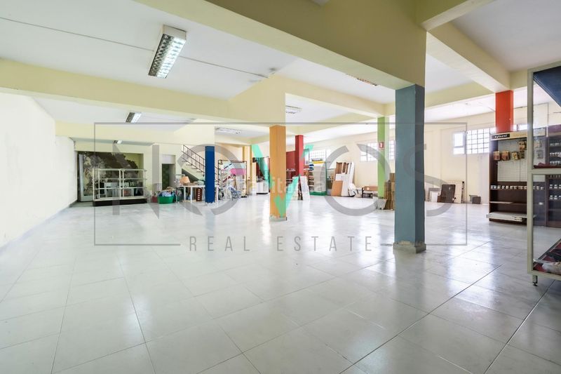 Foto 576e4447-77c5-474e-85bc-9cdd7e541e3e. Edifici a Guía de Isora interior Guía de Isora