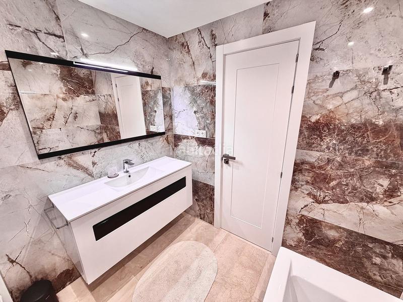 Foto 75c32e88-bb50-4bcd-9556-8a7a8af10fa2. Miete erdgeschoss mit pool in El Velerín Estepona