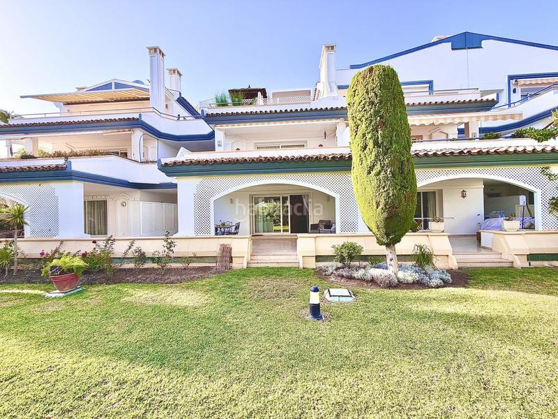 Foto c9c6e531-00a6-4b62-ae2b-dc731dfd03d2. Lloguer planta baixa amb piscina a El Velerín Estepona