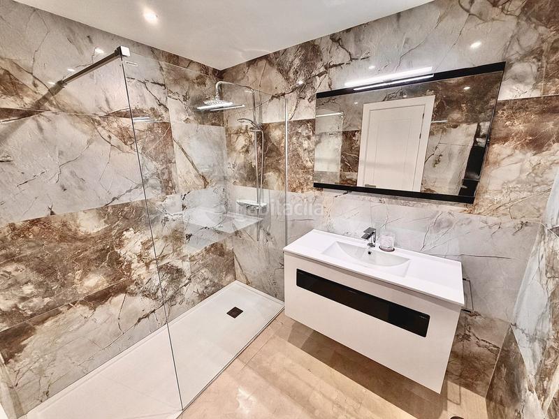 Foto 8d619363-1f32-48c4-abc2-7d4112fea52a. Alquiler planta baja en El Velerín Estepona