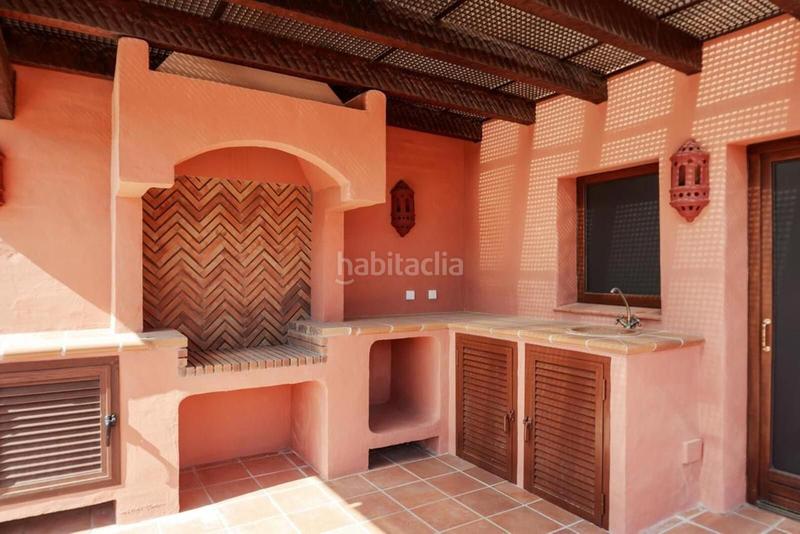Foto 079521de-d5ed-4450-ae32-b793162afce3. Àtic amb aparcament piscina a Guadalmansa Estepona